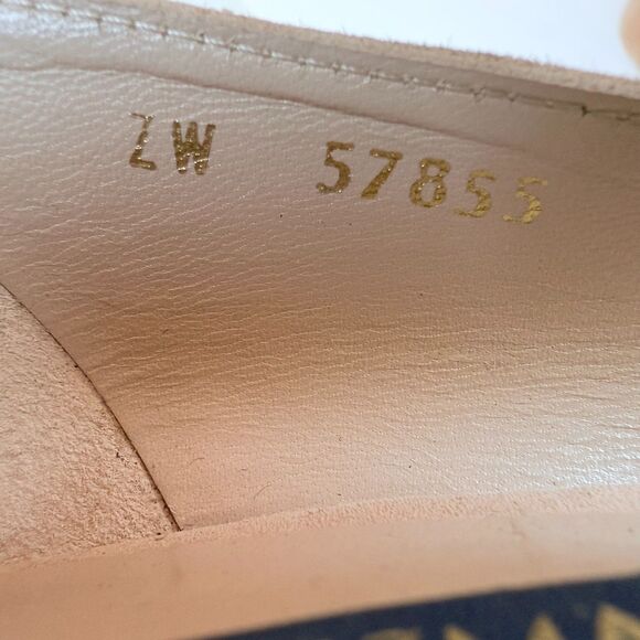 NWOB Damaged Stuart Weitzman Beatrix Platform Pumps in Adobe Suede Size 9 - Picture 16 of 16